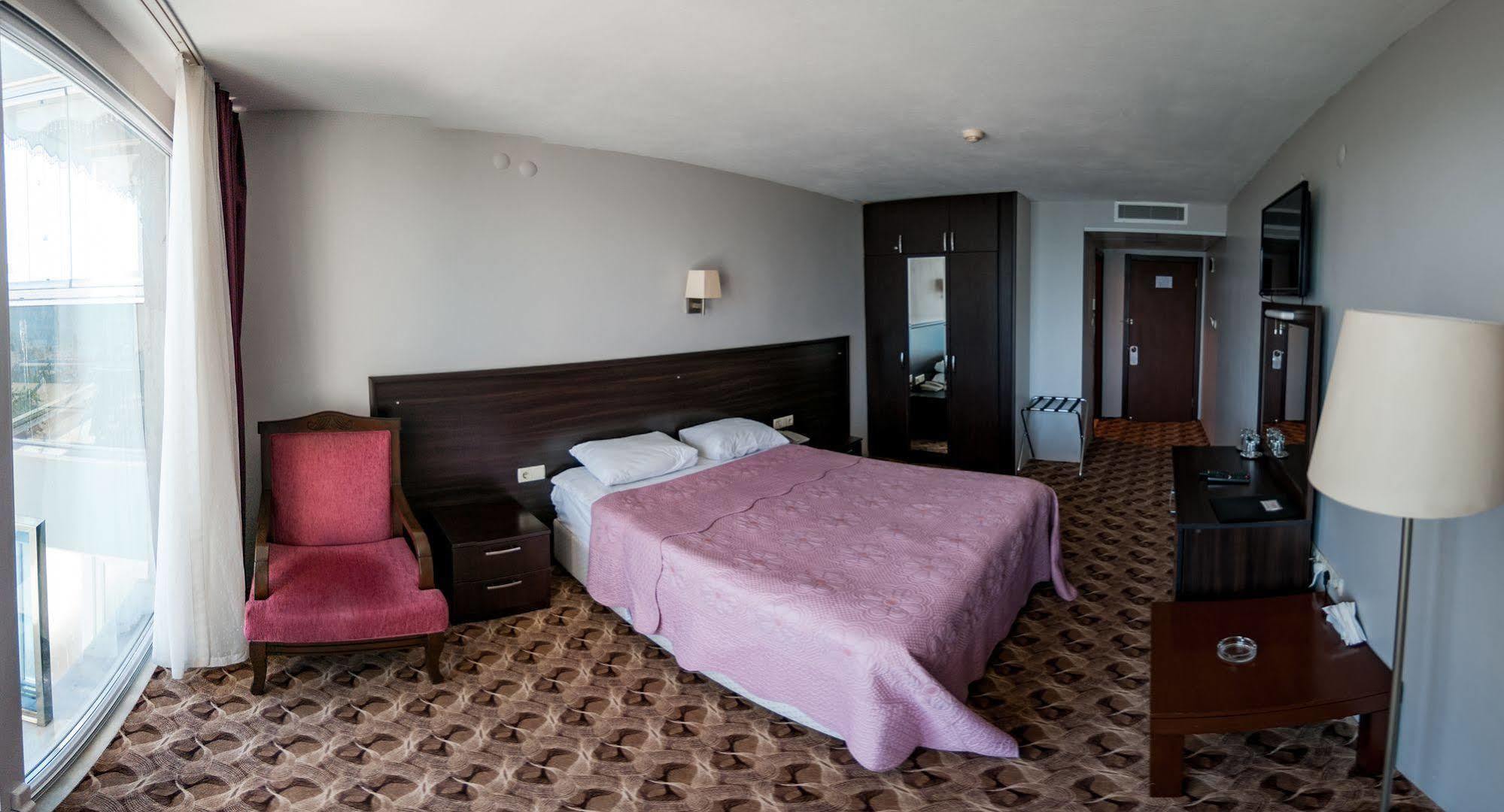 Sinop Mola Hotel Bagian luar foto